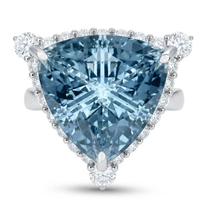 14K 6.20ct Trilliant Santa Maria Aquamarine 0.68cttw VS White Diamonds Ring