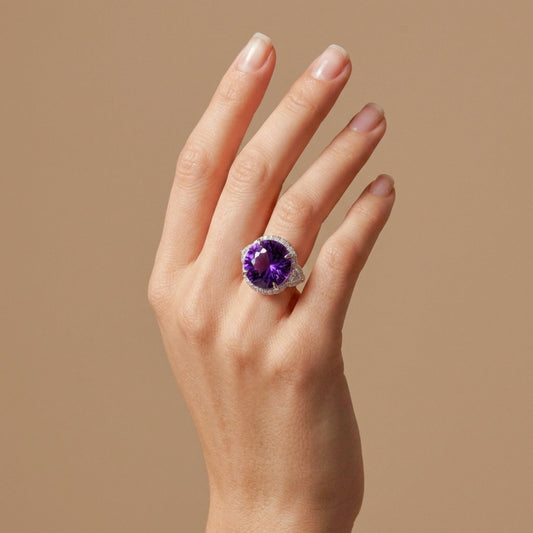 14K 6.00ct Fancy Cut Amethyst 0.75cttw White Diamonds Ring