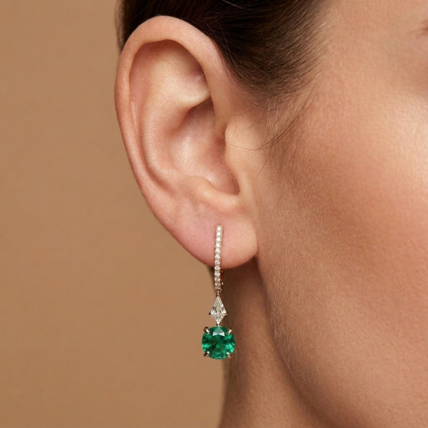 18K 1.96cttw Round Colombian Emerald 0.39cttw VS White Diamonds Drop Earrings