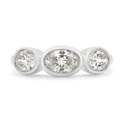 14K 1.00cttw Oval VS White Diamond 3 Stone Band Ring