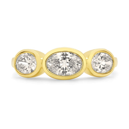 14K 1.00cttw Oval VS White Diamond 3 Stone Band Ring