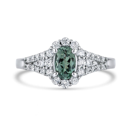14K 0.40ct Oval Alexandrite 0.50cttw VS White Diamonds Ring