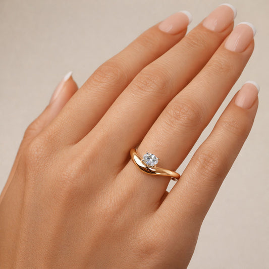 14K 0.38cttw Oval VS White Diamond Ring