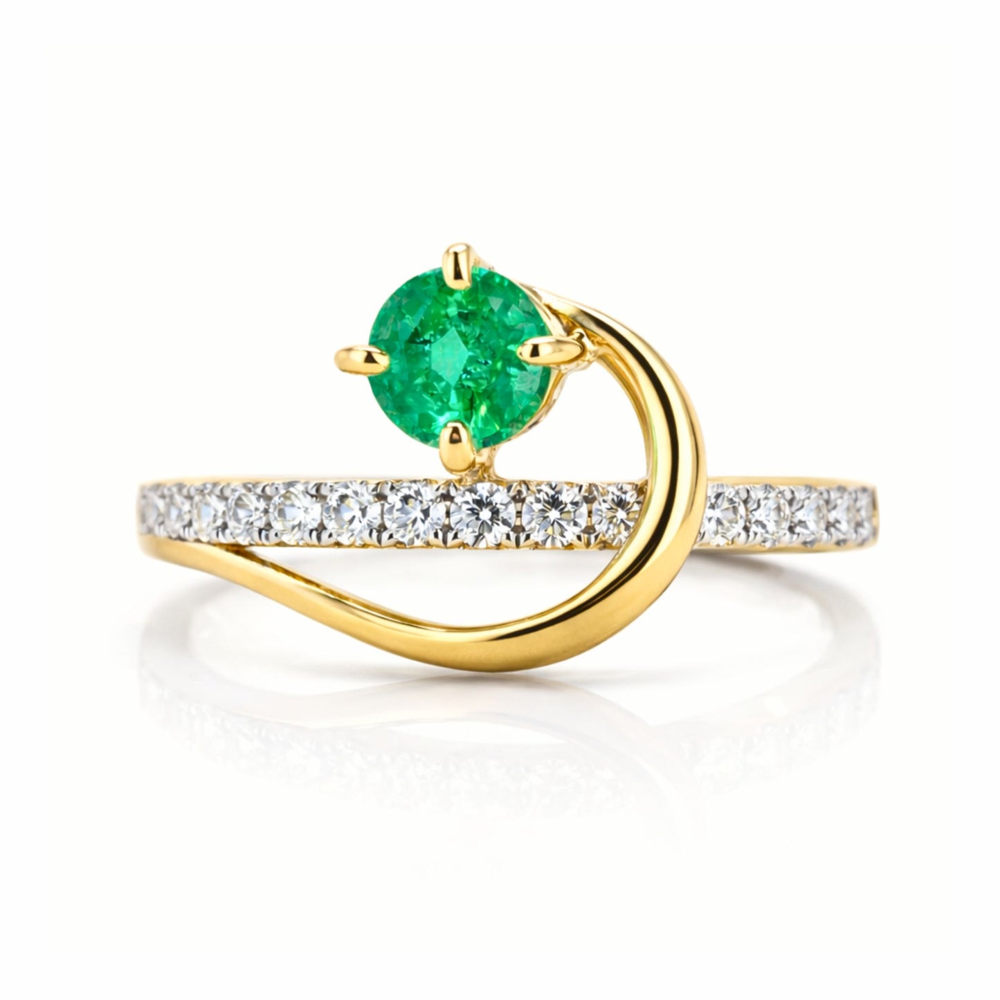 14K 0.50ct Round Colombian Emerald 0.26cttw VS White Diamonds Ring