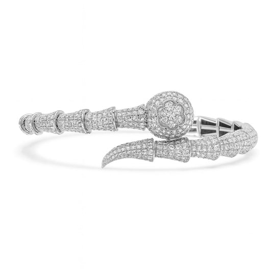 18K 5.39cttw Round VS White Diamonds Bangle