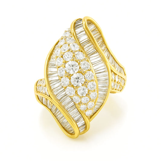 18K 5.49cttw Round & Baguette White Diamond Ring