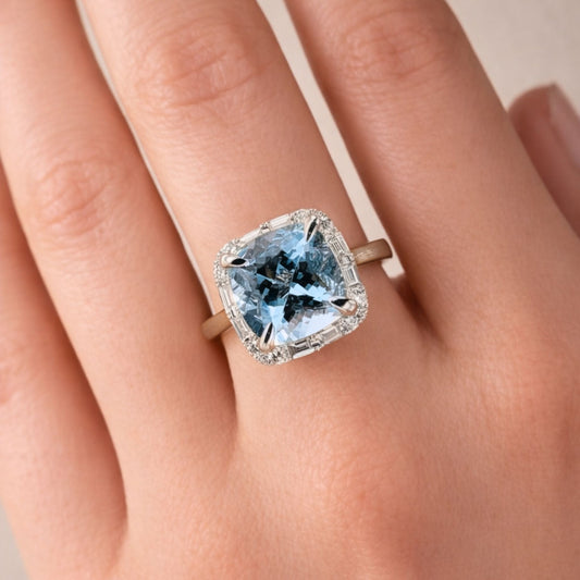 18K 3.21ct Cushion Santa Maria Aquamarine 0.41cttw White Diamonds Ring