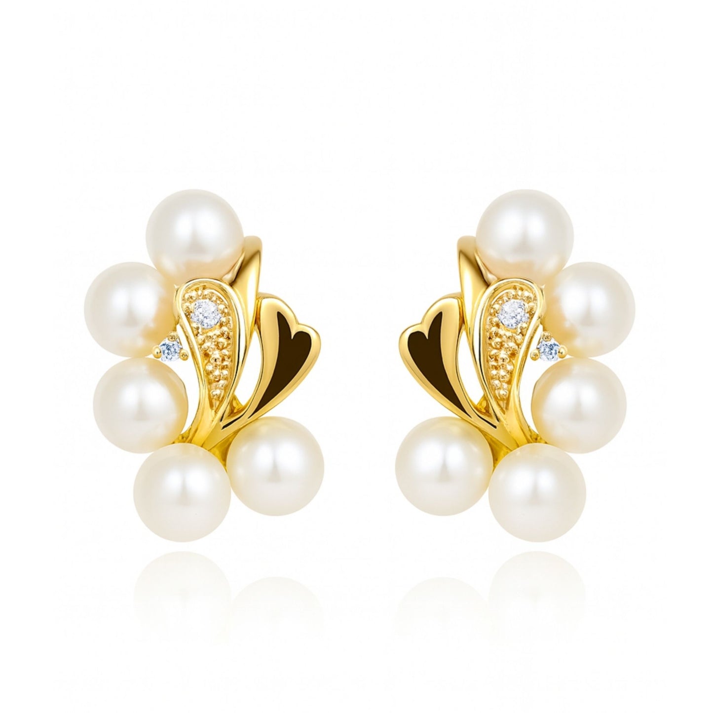 18K 5mm Round South Sea White Pearl 0.10cttw White Diamonds Huggie Earrings