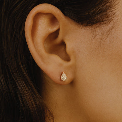 14K 0.60cttw Pear Shape VS Yellow Diamond Solitaire Stud Earrings