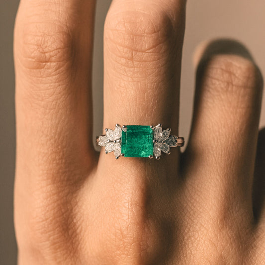 Platinum 2.54ct Emerald Cut Colombian Emerald 0.76cttw White Diamonds Ring